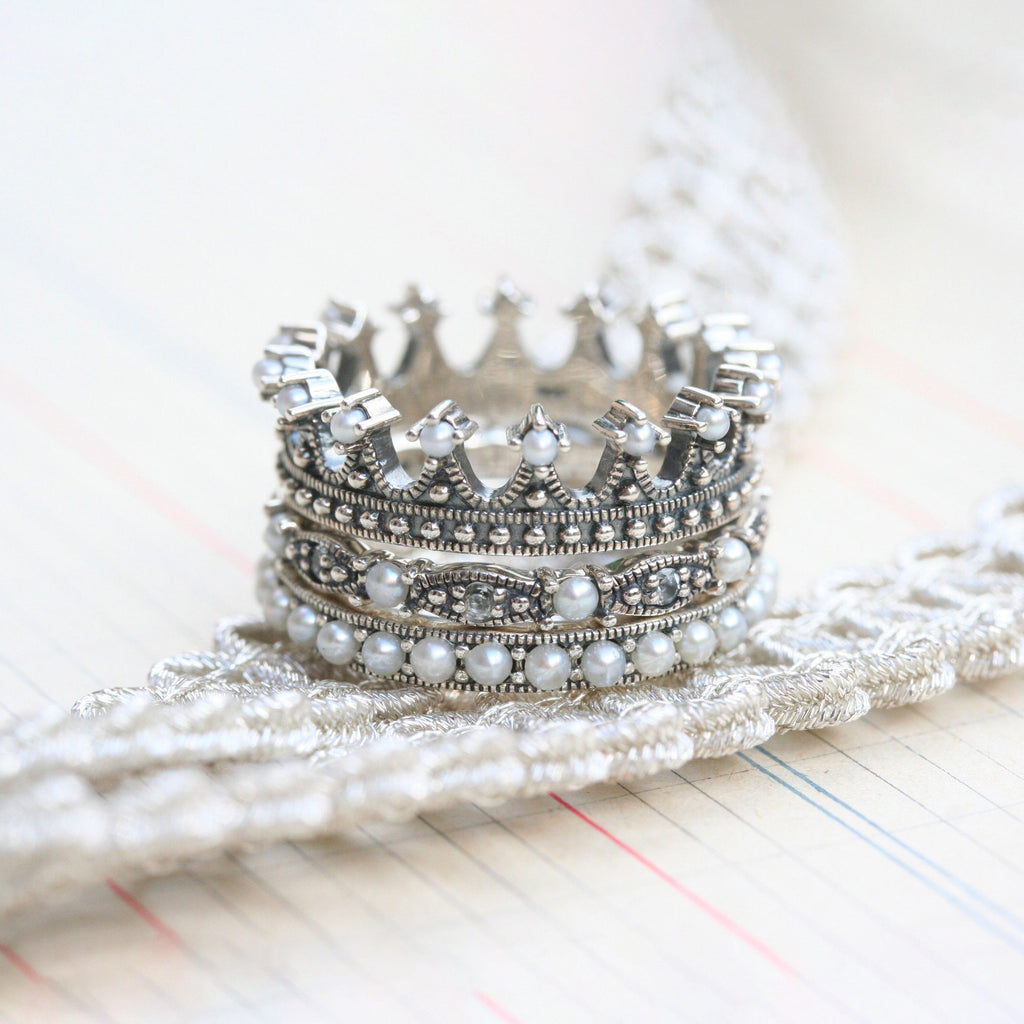 Vintage top crown ring