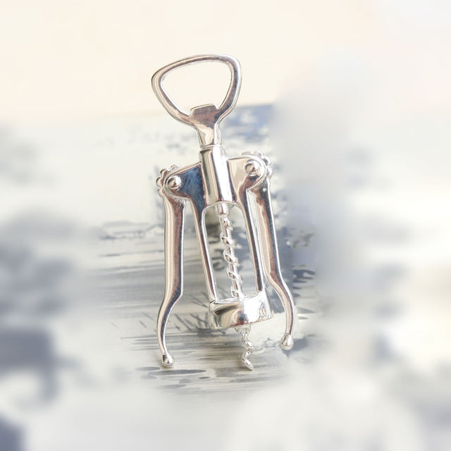 Collier d’ouverture de vin argenté